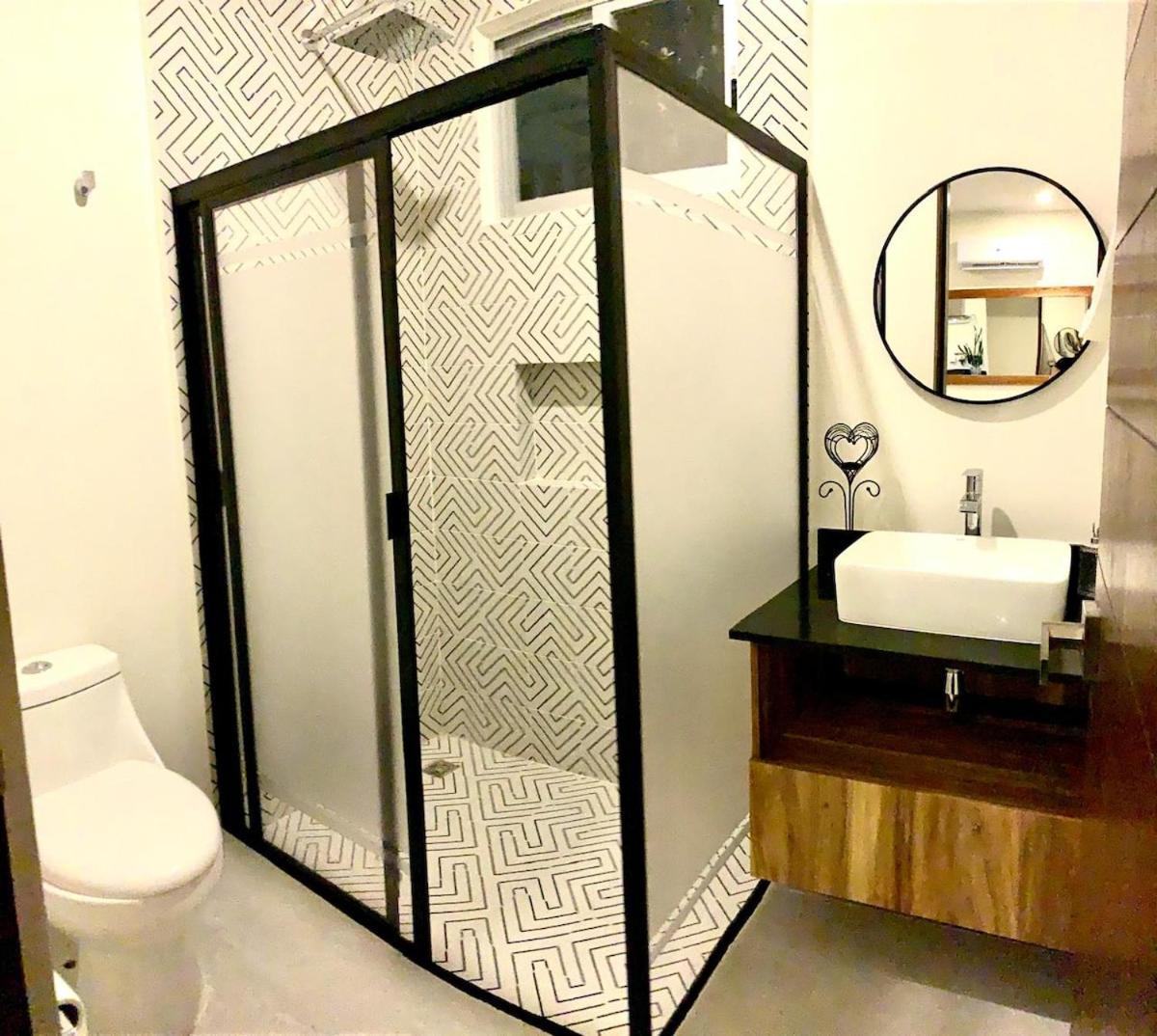 Areka Apartment *